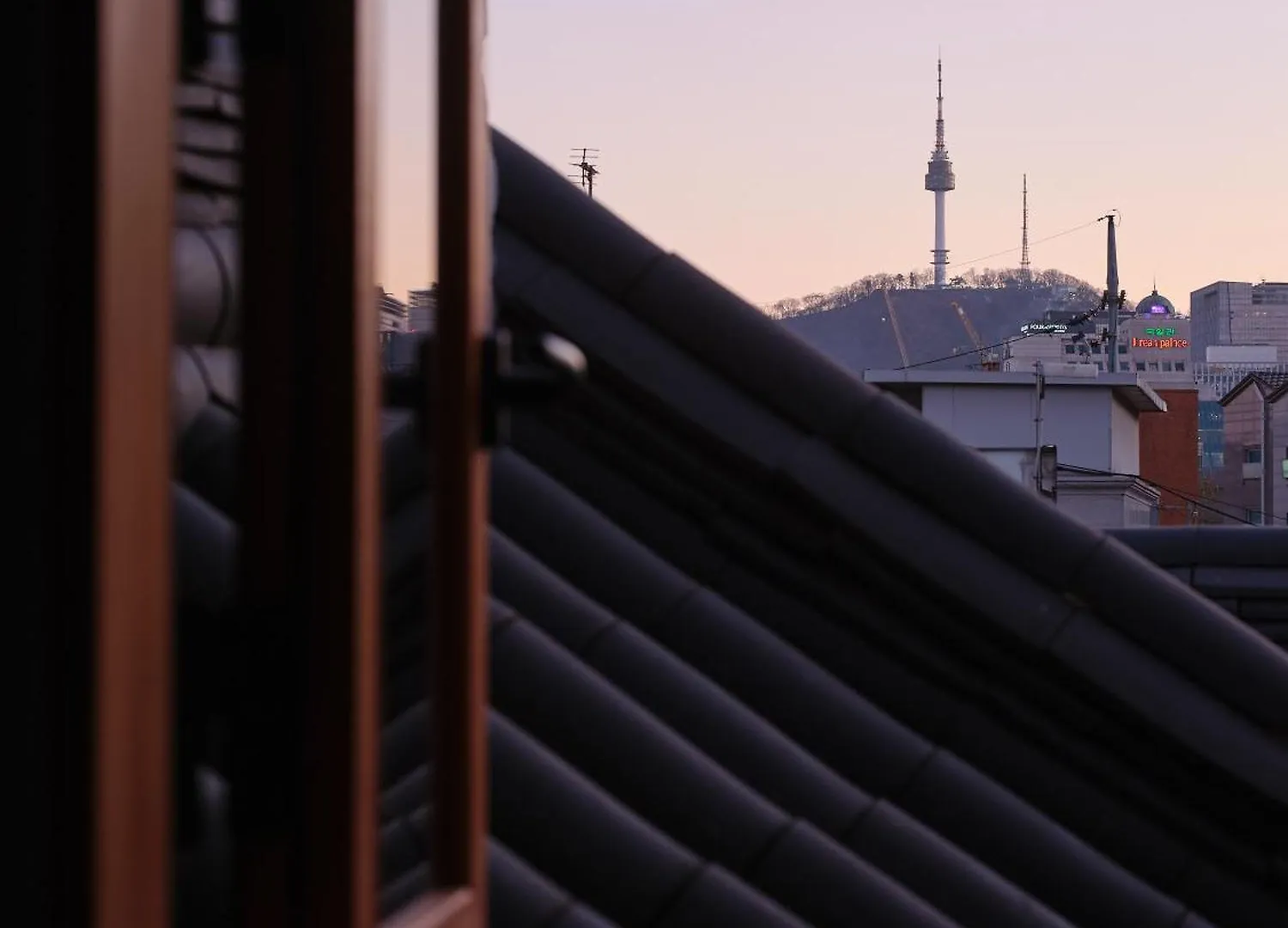 The Korean Traditional Hanok In Downtown Seoul For Convenient Public Transportation - Seoul Ari 0*,  كوريا الجنوبية